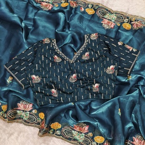 Sari Jimmy de Fatema Fashion, el Más Vendido, para Mujer, Puro y Suave, con Bordado Intenso, Diseño Multihilo de Última Moda, para Bodas en India - Product Image 6