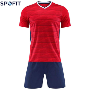 Maillot de football personnalisé sublimé 100% polyester rose et blanc rayé, unisexe, manches courtes, col en V, évacuation de l'humidité, taille élastique - Product Image 2