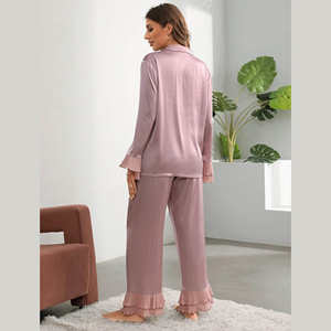 ชุดนอนผ้าซาตินสำหรับผู้หญิง เสื้อเชิ้ตแขนยาวติดกระดุมและกางเกงขายาว ชุดนอนเนื้อผ้าไหมสำหรับพักผ่อน - Product Image 6