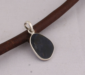 Pendentif en argent sterling 925 avec labradorite sertie clos, fait main, en argent massif, style vintage, pour anniversaire, vente en gros - Product Image 6