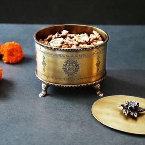 Brass <b>Round</b> Ornamental Box Candy Tray Nuts Storage Platter for Dining Room Stainless Steel Metal <b>Table</b> Home Decor Contemporary - Product Image 6