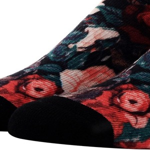Chaussettes de basketball personnalisées en gros pour hommes, de haute qualité, avec logo brodé sur le revers, en tricot uni, broderie OEM de designer - Product Image 4