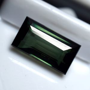 Tourmaline vert foncé naturelle taille baguette, pierre précieuse élégante pour pendentif, fabrication de bijoux artisanaux - Product Image 4