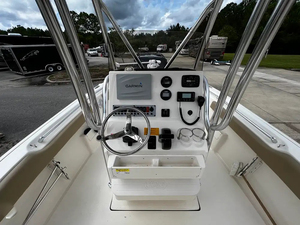 เรือยอชท์สมรรถนะสูง K-e-y W-e-s-t 239 F-S ปี 2016 - Product Image 2