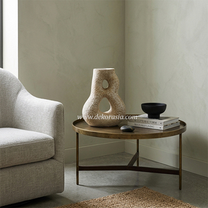 Vase en céramique rustique blanc Madera, style terre cuite, pour la décoration moderne de la maison et les accents intérieurs - Product Image 6