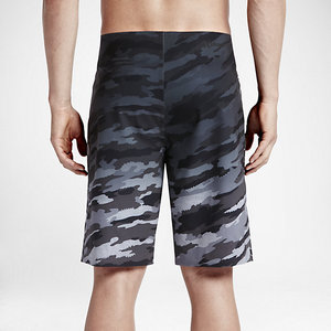 Shorts pour hommes en gros, taille mi-haute, cordon de serrage, séchage rapide, poches, style décontracté Bermuda, tissu tissé 100% polyester - Product Image 6
