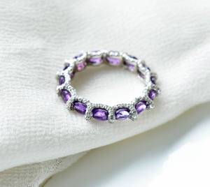 Bague Statement en Améthyste Royale Naturelle, style Eternity Bloom Halo Cluster, en Argent Sterling 925, fabriquée à la main pour un usage quotidien - Product Image 3