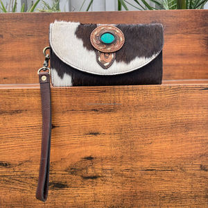 Carteras de mano de cuero de vaca con piedra turquesa de diseñador de tendencia personalizada de lujo para mujer, embrague de gran capacidad - Product Image 4