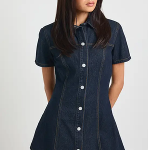 Vestido vaquero mini vintage lavado para mujer, ropa casual de moda para damas, fabricante de prendas OEM ODM, etiqueta personalizada, ropa al por mayor ODM - Product Image 3