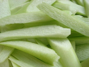 Frozen Sliced Alocasia Frozen Taro Stem Strips Vacuum Packed 10cm Cuts Hot Pot Ingredient | Export Quality ANGLE - Product Image 3
