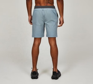 Pantalones cortos deportivos ligeros para hombre con cordones, pantalones cortos de entrenamiento atlético con bolsillo con cremallera, pantalones cortos deportivos casuales con cordón ajustable. - Product Image 5