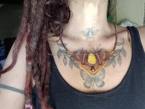 Collar bordado con cuentas hechas a mano de primera calidad Cuentas de vidrio brillantes y diseño elegante para compradores conscientes de la moda - Product Image 2