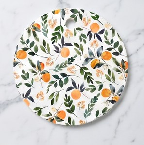 Planche à découper ronde en céramique avec trou de suspension, motif floral aquarelle orange agrumes - Product Image 1