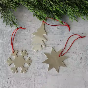 Décorations extérieures commerciales de Noël en aluminium à l'extérieur de couleur argentée suspendue multi - Product Image 1