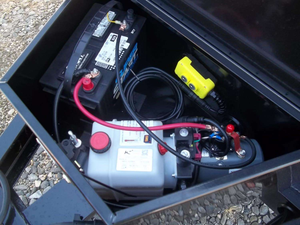 Remolque basculante de alta resistencia AMP 7x14 para uso agrícola con sistema hidráulico duradero y componentes de engranajes, remolque para tractor - Product Image 4