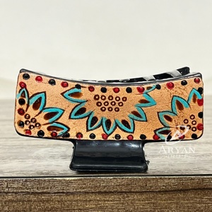 กิ๊บติดผมหนังวัวแท้สำหรับผู้หญิง ประดับดอกไม้สไตล์ตะวันตก ตกแต่งด้วยเทอร์ควอยซ์ งานแฮนด์เมดสุดหรู  เครื่องประดับแฟชั่นสำหรับสุภาพสตรี - Product Image 1