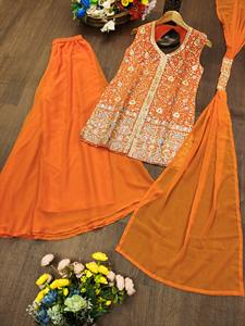 Conjunto Sharara de diseño indio-pakistaní, en tela Georgette, ideal para fiestas elegantes, bodas, uso tradicional y casual. - Product Image 5