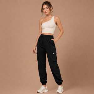 Pantalon large marron pour femme, taille haute, coupe ample, longueur intégrale, couleur unie, style minimaliste, fermeture boutonnée, tissu en laine, idéal pour l'automne - Product Image 1