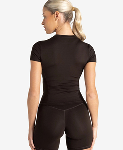 Conjunto Deportivo para Mujer, Top de Yoga Negro sin Costuras con Cuello Redondo y Manga Corta, Pantalones Cortos de Cintura Alta, Spandex y Poliéster, Color Sólido, Diseño Simple - Product Image 3