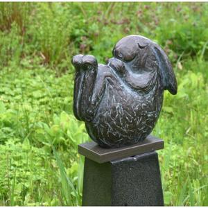 Sculpture de chat en métal coulé à la main, finition patine verte antique, style vintage, statue de chat pour la décoration de jardin et de pelouse - Product Image 4