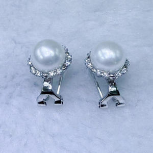 ต่างหูแบบหนีบเงินแท้ทรงสี่เหลี่ยมขนาดใหญ่ประดับมุกน้ำจืดธรรมชาติจูจี้ 10-11 มม. ดีไซน์หรูหราทันสมัย - Product Image 2