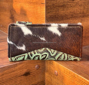 Portefeuille en cuir de fourrure de vachette pour femmes sculpture sac à main en cuir usiné pochette porte-cartes motif occidental Offre Spéciale pochette élégante - Product Image 5