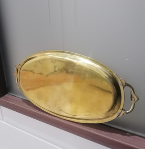 Bandeja de Servicio Funcional de Latón al por Mayor con Asas para un Agarre Fácil y Transporte Seguro Durante Eventos y Comidas - Product Image 5