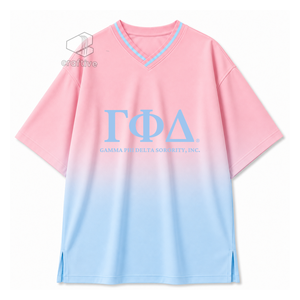 Camiseta Oversize para Mujer Gamma Phi Delta, Rosa y Azul, Casual, Holgada, Cuello en V, para la Hermandad Universitaria Griega - Product Image 1