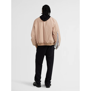 Blouson bomber beige pour homme avec patch noir sur la manche, fermeture éclair, style décontracté, vêtement d'automne - Product Image 6