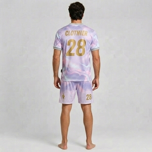 Vêtements de sport haute performance fabriqués avec un tissu polyester flexible, technologie de séchage rapide et construction confortable - Product Image 4