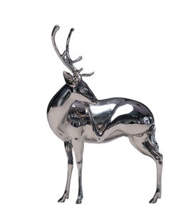 Sculpture de girafe moderne en aluminium, figurine d'animal métallique, décoration de table de bureau à domicile, objet de décoration, articles de Noël - Product Image 2