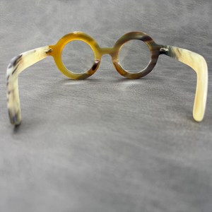 Lunettes rustiques faites à la main en corne, montures artisanales naturelles, écologiques - Product Image 2