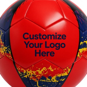 Ballon de football premium avec coutures de haute qualité pour les matchs de football en extérieur. Ballons de football avec logo personnalisé. - Product Image 3