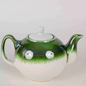 Service à thé en céramique fait main avec théière, tasses, sucrier et crémier, en grès émaillé vert, pour les amateurs de thé et les amateurs d'élégance - Product Image 5