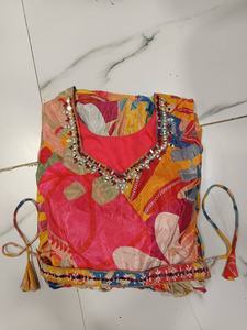 ชุดเดรส Anarkali สำหรับผู้หญิง ลายพิมพ์ดิจิทัลสวยงาม ผ้าชีฟอง ความยาวปกติ ตัดเย็บอย่างประณีต ทันสมัย เหมาะสำหรับงานปาร์ตี้ สวมใส่ง่าย - Product Image 4