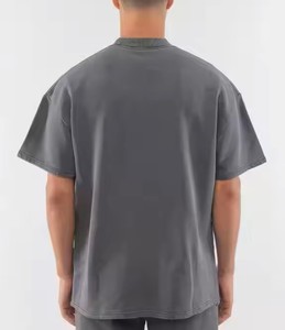 T-shirt ample noir uni de haute qualité à épaules tombantes, disponible en couleurs personnalisées, T-shirts pour hommes - Product Image 5