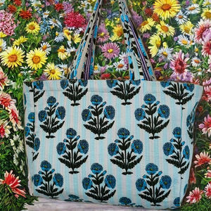 Sac de plage matelassé en coton imprimé à la main avec fermeture éclair pour femmes - Product Image 4