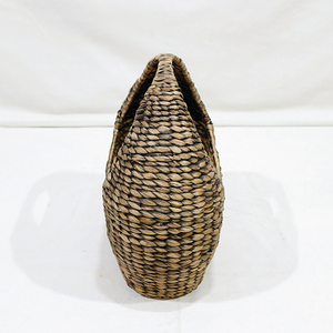 Panier de rangement rustique en jacinthe d'eau naturelle tressé à la main, écologique, avec poignée intégrée pour la décoration et l'organisation de la maison - Product Image 2