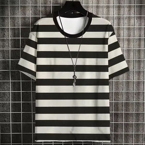 T-shirt décontracté à rayures pour homme, col rond, manches courtes, tricoté, coupe régulière, motif streetwear, vente en gros - Product Image 2