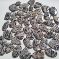 Pierre précieuse cabochon en hornblende 100 % naturelle de haute qualité, 29-55 mm, en vrac pour la fabrication de bijoux, Mahnaj Gems Rajasthan
