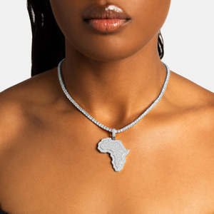 Colgante de Diamante con Mapa de África, Plata 925, Micro Pavé, Corte Brillante Redondo, Amuleto de Lujo, Unisex, para Uso Diario - Product Image 2