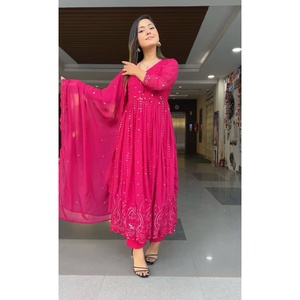 VESTIDO DE TRABAJO BORDADO DE GEORGETTE A LA MODA CON DUPATTA ROSA - Product Image 4