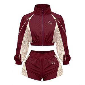 Ensembles 2 Pièces Tendance pour Femmes : Vêtements de Sport en Gros, Short Taille Haute et Veste Courte Zippée, Survêtement Athlétique Personnalisé pour la Gym - Product Image 1
