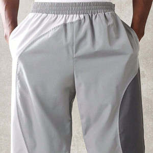 Ensemble de survêtement coupe-vent pour homme, veste à capuche zippée intégrale et pantalon, coupe ample, léger, résistant au vent, pour la course à pied et l'entraînement - Product Image 3