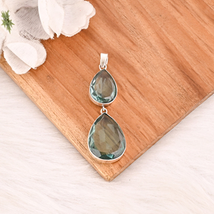 Pendentif en argent sterling 925 fait main avec améthyste verte hydro, serti clos, forme poire, bijoux fins - Product Image 2