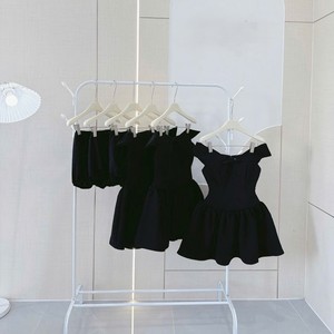 Robe Quotidienne Tissée Vintage Mini à Nœud Épaules Dénudées Coupe Évasée Taille Haute Personnalisée pour Femmes OEM – Idéale pour l'Été - Product Image 4
