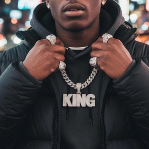 สร้อยคอจี้รูปตัวอักษร Iced Out King ประดับเพชรโมอิสซาไนต์และเพชรคิวบิกเซอร์โคเนีย สไตล์ฮิปฮอปสำหรับผู้ชาย - Product Image 3