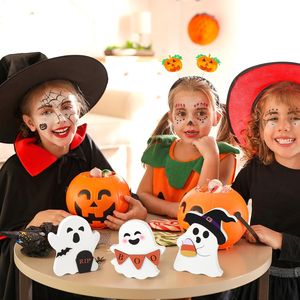 Decorazioni Interne di Halloween a Tema Fantasma, Set di 3 Segnaposto da Tavolo a Più Livelli in Legno con Segni di Gatto Nero, Pipistrello, Scopa da Strega e Zucca - Product Image 3