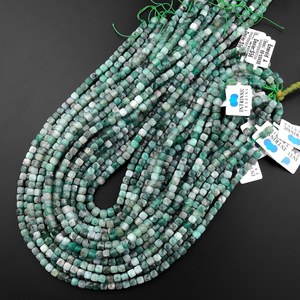 Perles de pierres précieuses en émeraude verte naturelle facettées en forme de cube/dés carrés, pour la fabrication de bijoux, certifiées IGI, ZUBEDA GEMS JEWELRY Rajasthan - Product Image 4