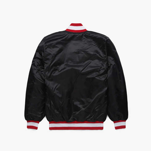 Chaqueta Varsity Personalizable y Elegante de los 49ers, Negra, Satinada, Casual, para Hombre, con Cuello Alto, Bordada, con Cierre, Ecológica y Transpirable - Product Image 1